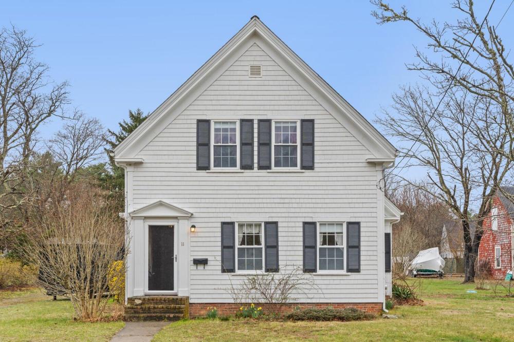 Currently Displayed Property Photo