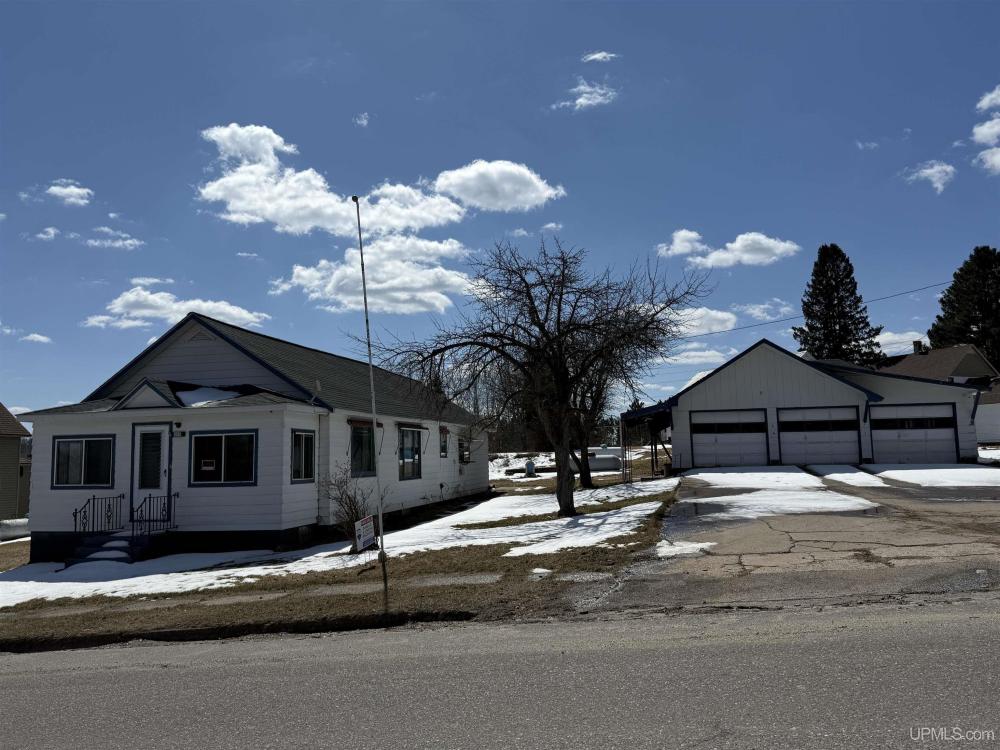 Currently Displayed Property Photo