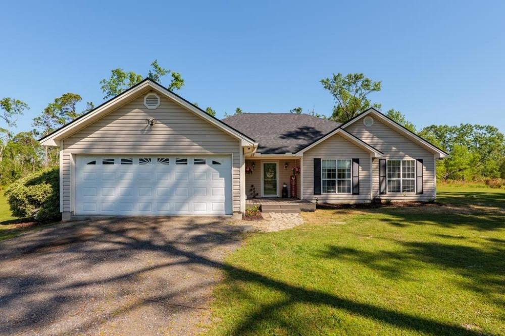 Currently Displayed Property Photo