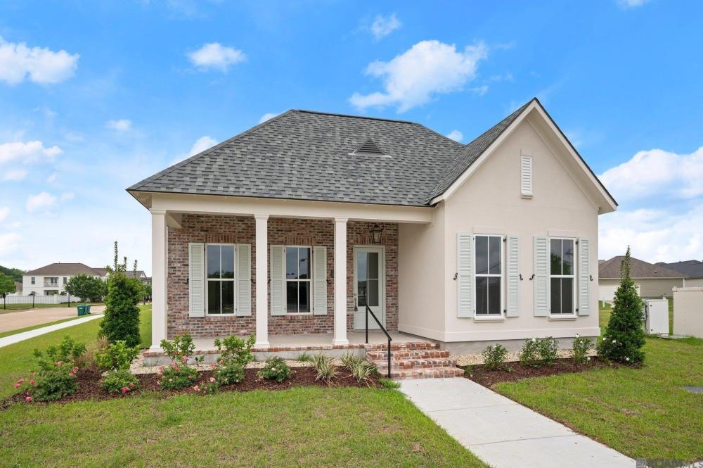 Currently Displayed Property Photo