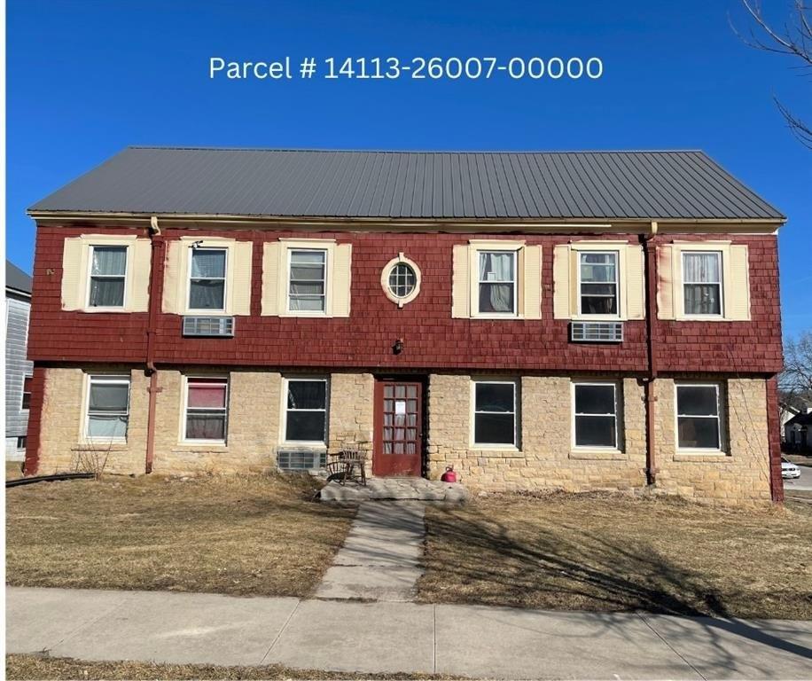 Currently Displayed Property Photo