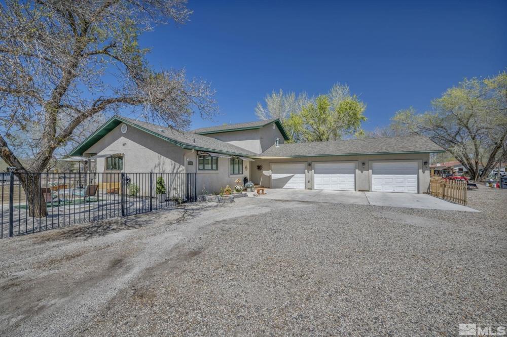 Currently Displayed Property Photo