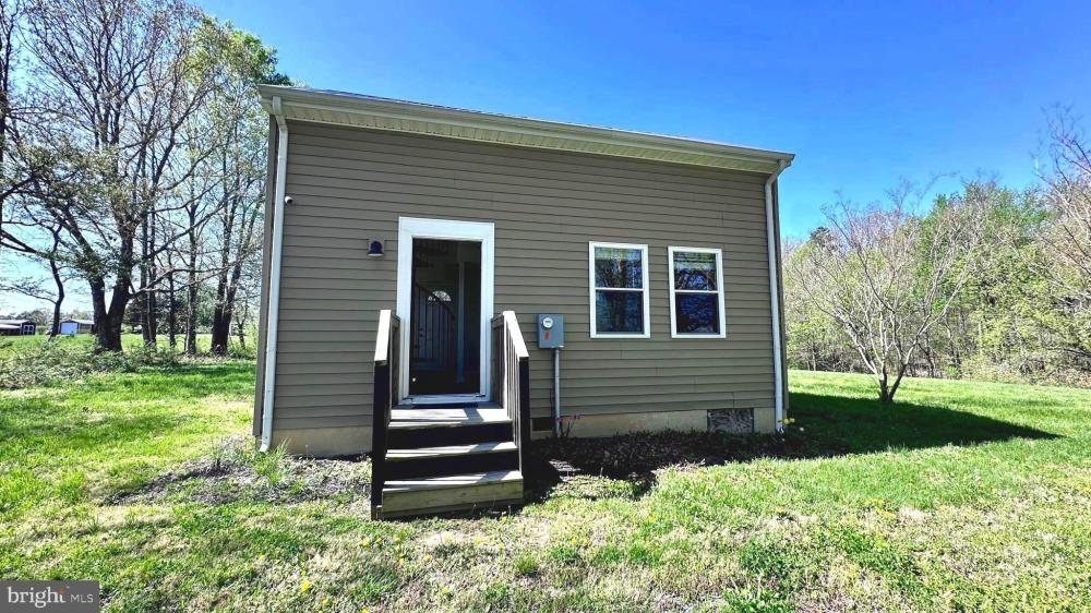 Currently Displayed Property Photo