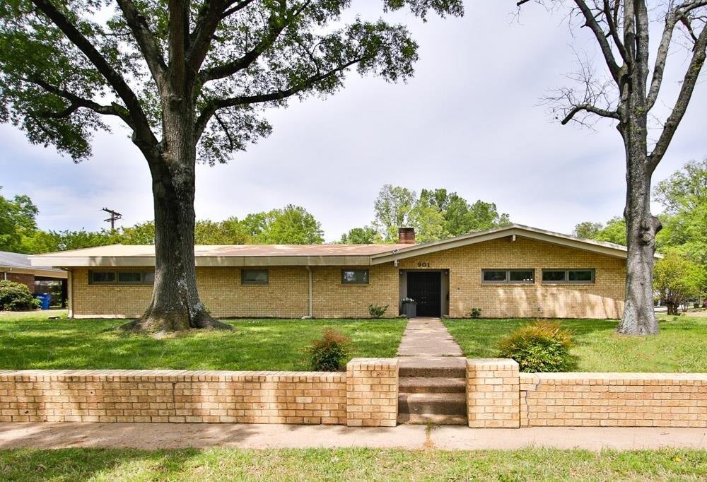 Currently Displayed Property Photo