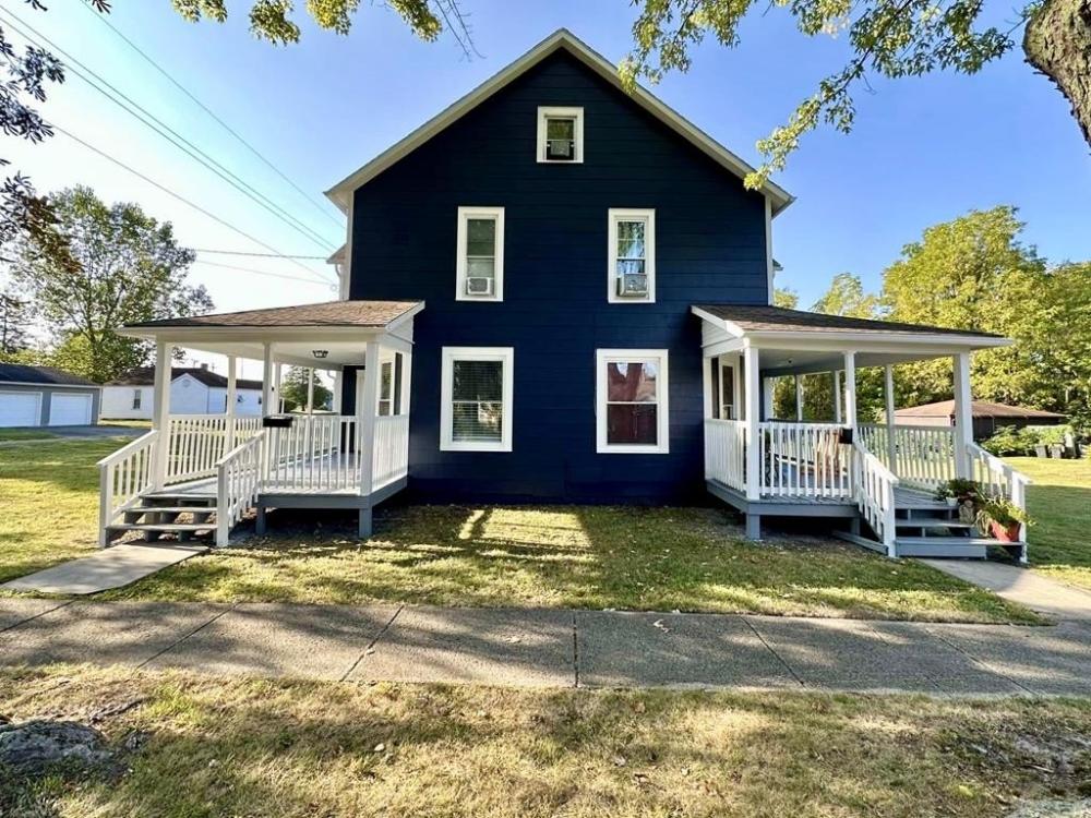Currently Displayed Property Photo
