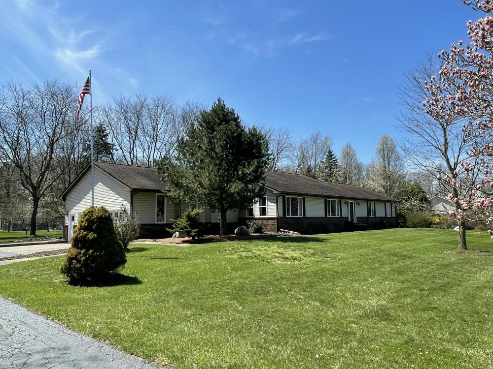 Currently Displayed Property Photo