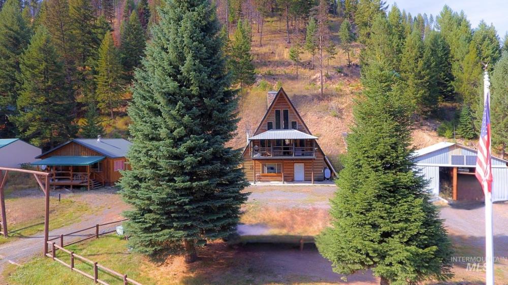 Currently Displayed Property Photo