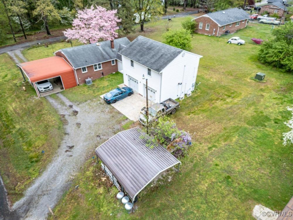 Currently Displayed Property Photo