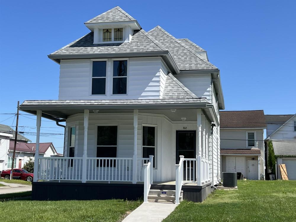 Currently Displayed Property Photo