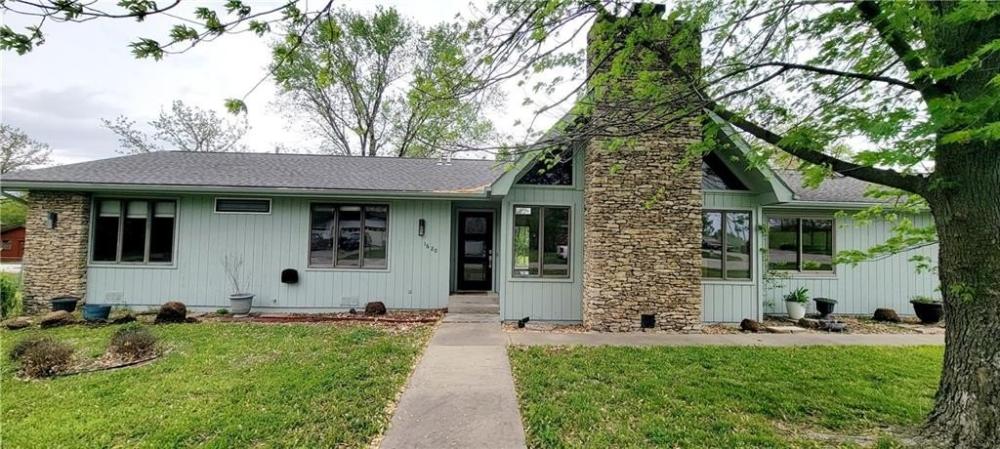 Currently Displayed Property Photo