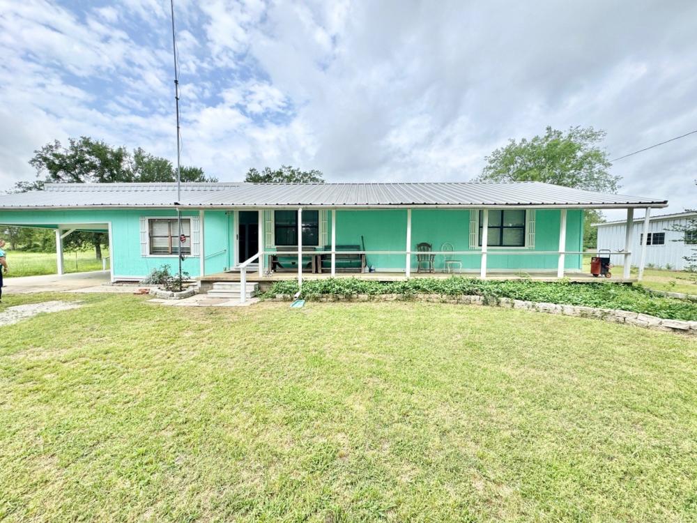 Currently Displayed Property Photo