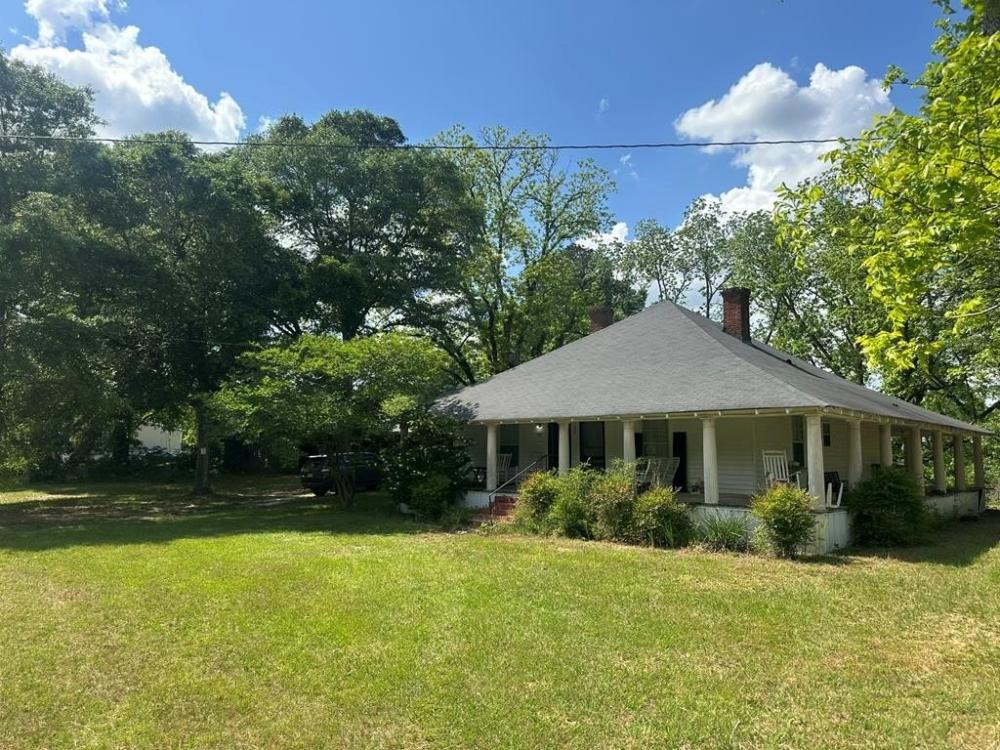 Currently Displayed Property Photo