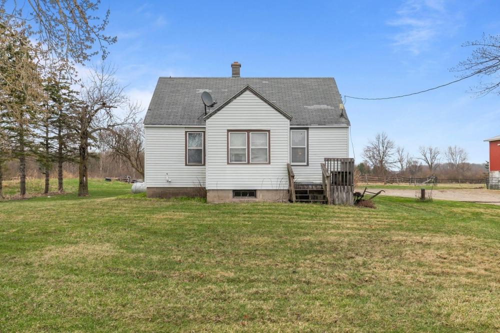 Currently Displayed Property Photo
