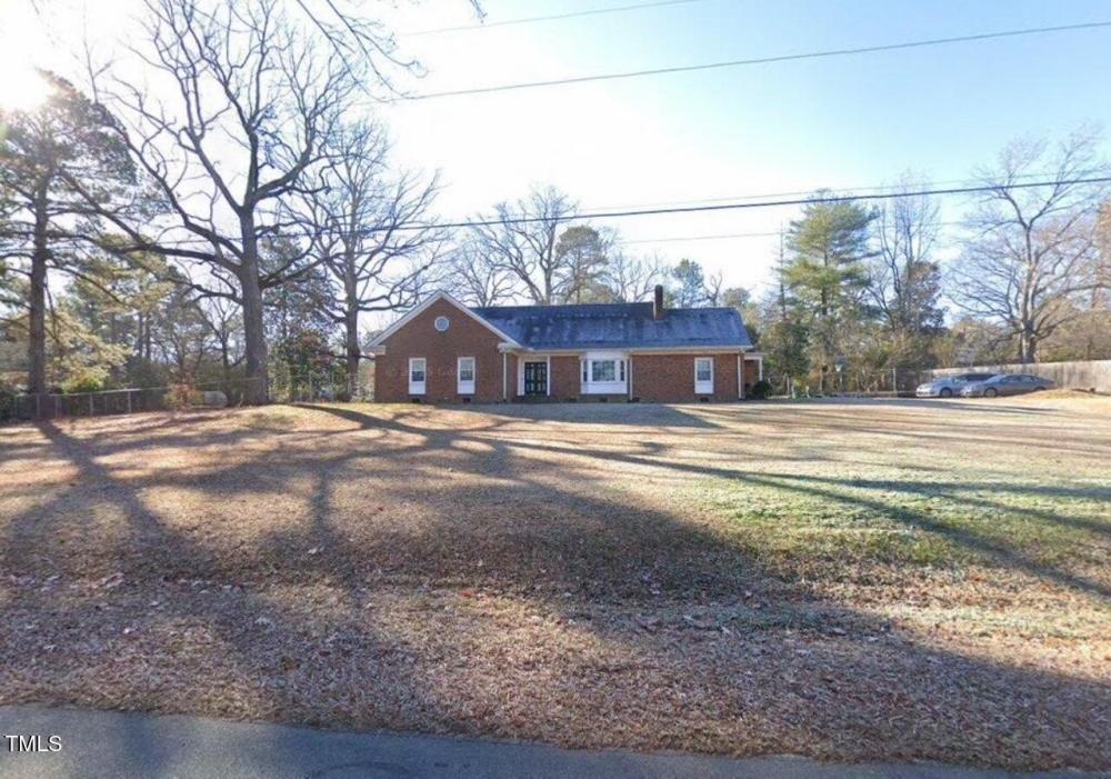 Currently Displayed Property Photo