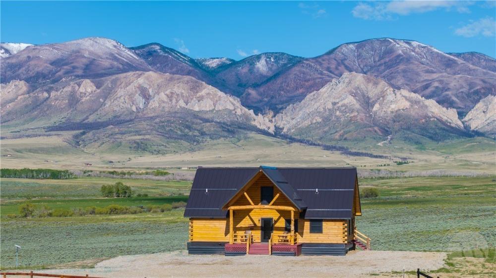 Currently Displayed Property Photo