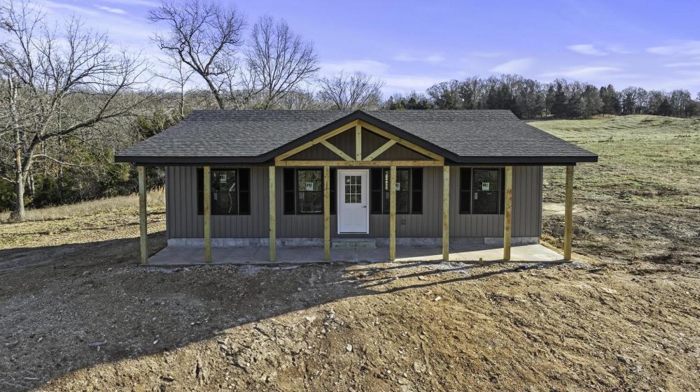 Currently Displayed Property Photo