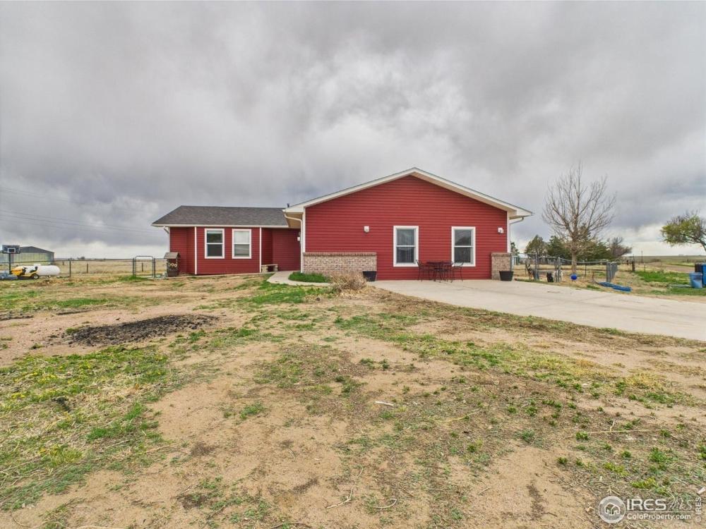 Currently Displayed Property Photo