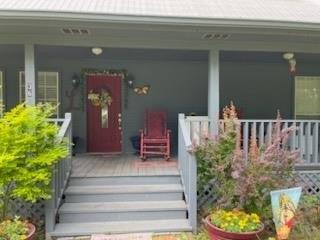 Currently Displayed Property Photo