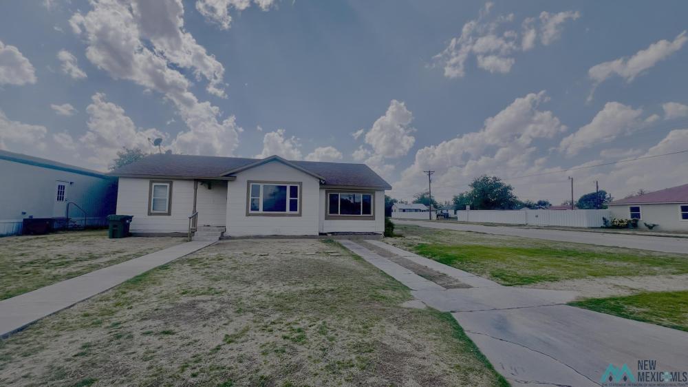 Currently Displayed Property Photo