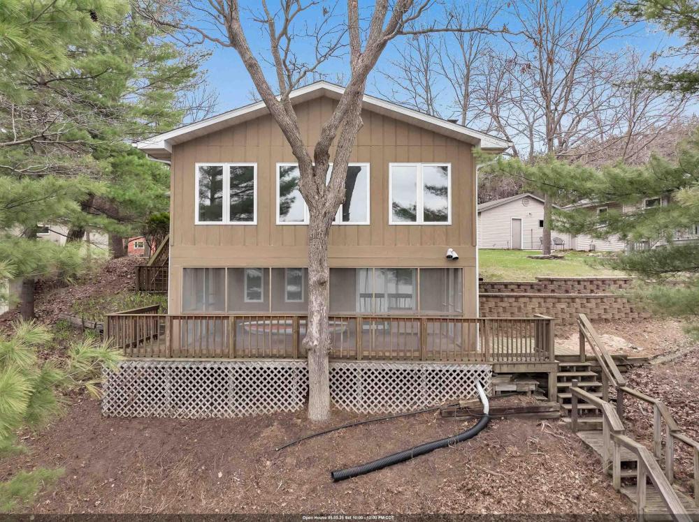 Currently Displayed Property Photo