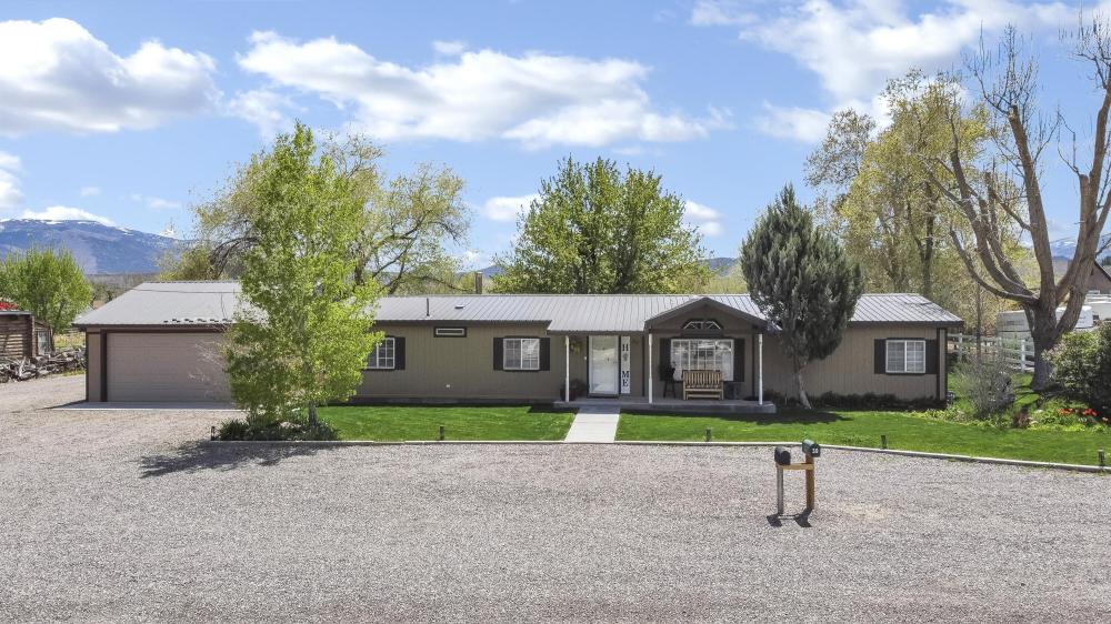 Currently Displayed Property Photo