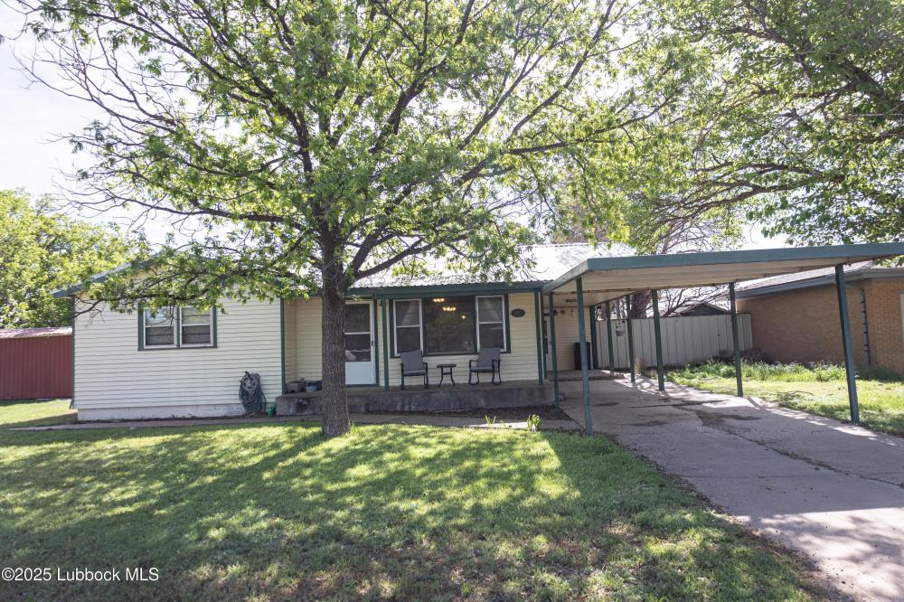 Currently Displayed Property Photo