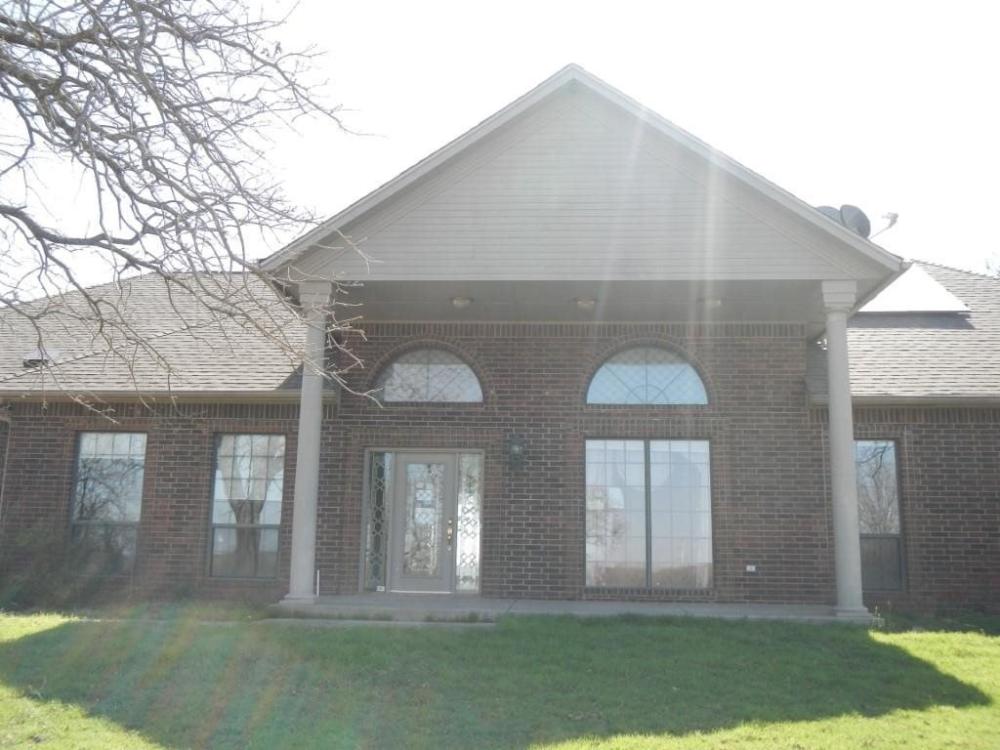 Currently Displayed Property Photo