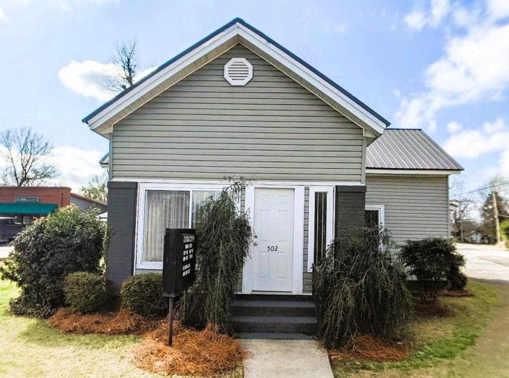 Currently Displayed Property Photo