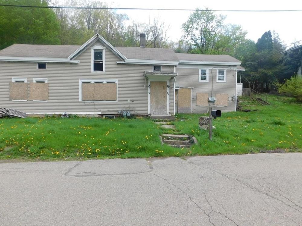 Currently Displayed Property Photo
