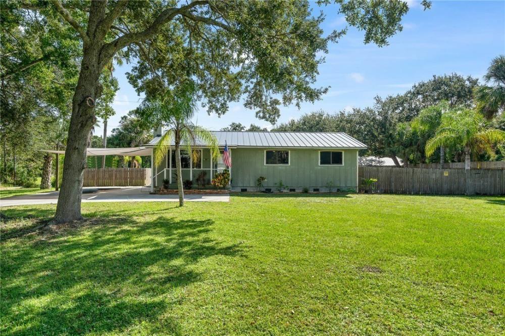 Currently Displayed Property Photo