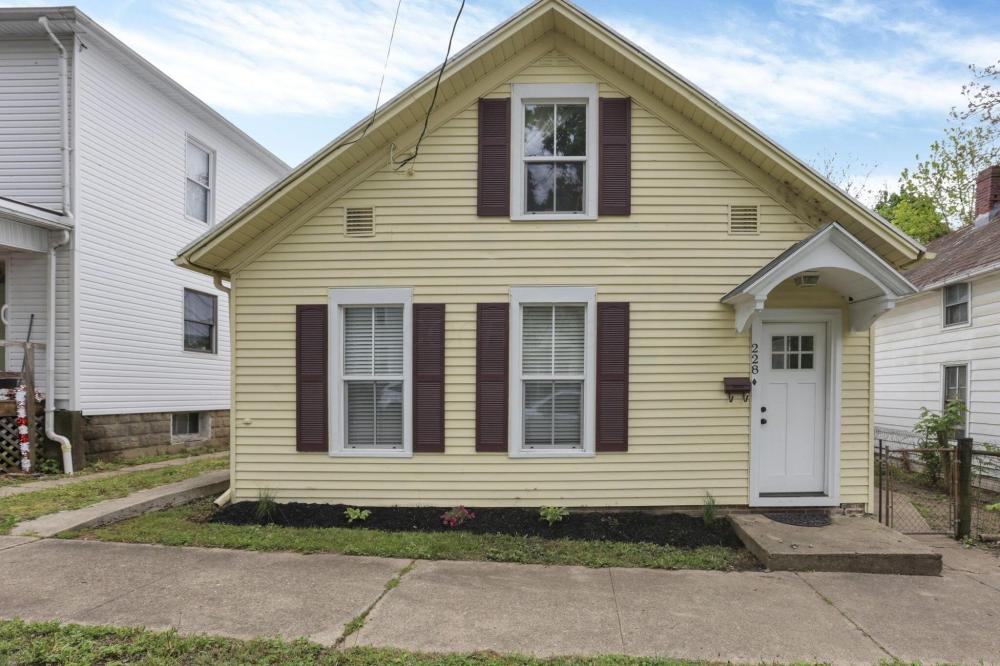 Currently Displayed Property Photo