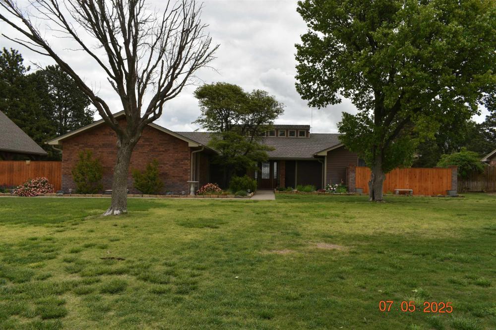 Currently Displayed Property Photo