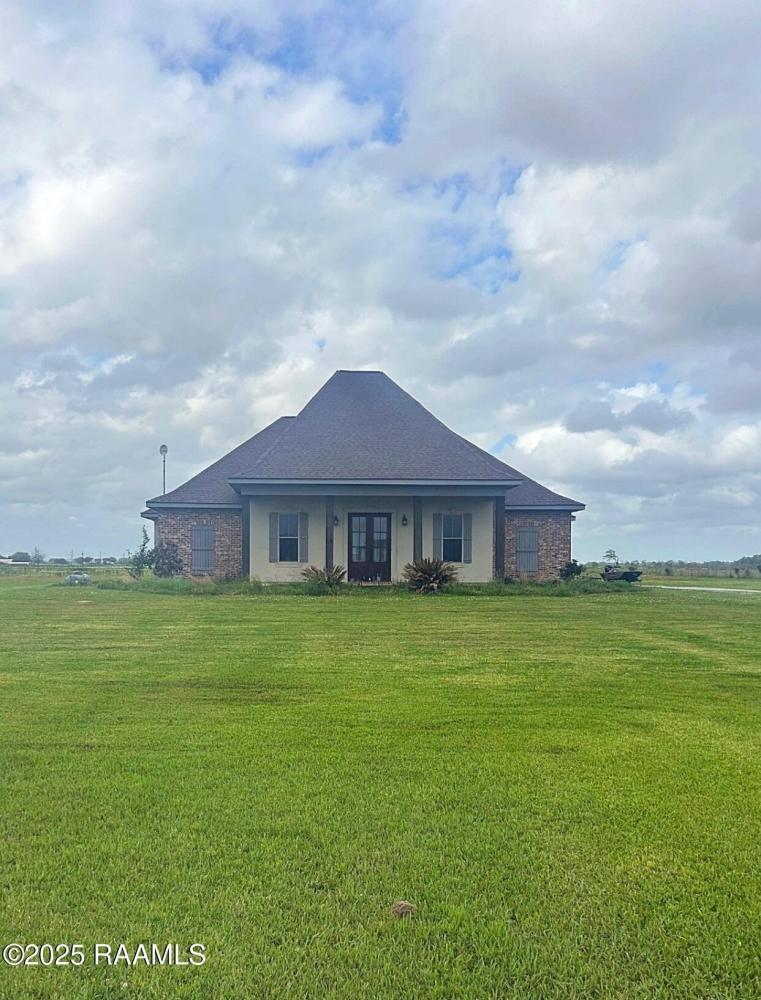 Currently Displayed Property Photo