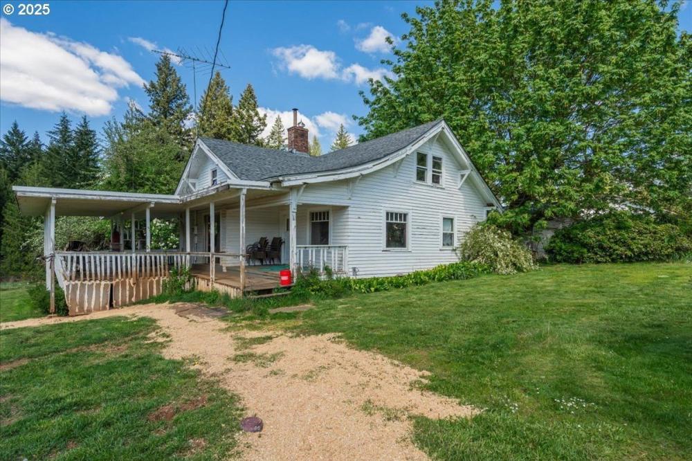 Currently Displayed Property Photo