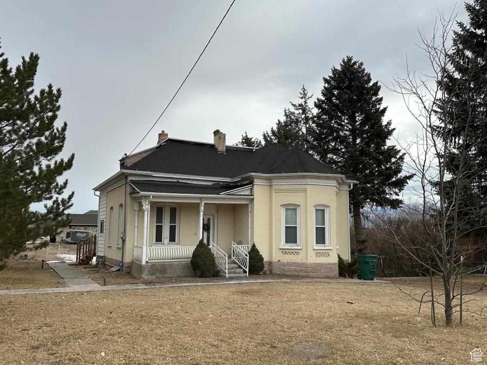 Currently Displayed Property Photo