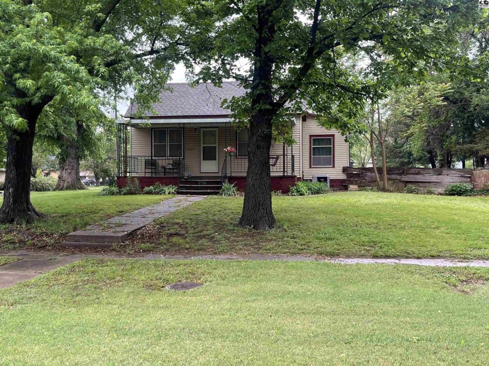 Currently Displayed Property Photo
