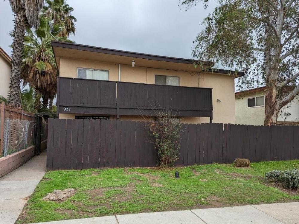 Currently Displayed Property Photo