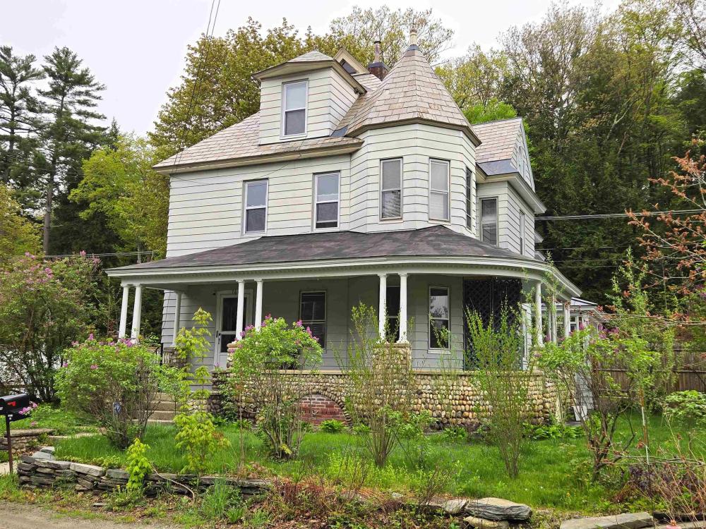 Currently Displayed Property Photo