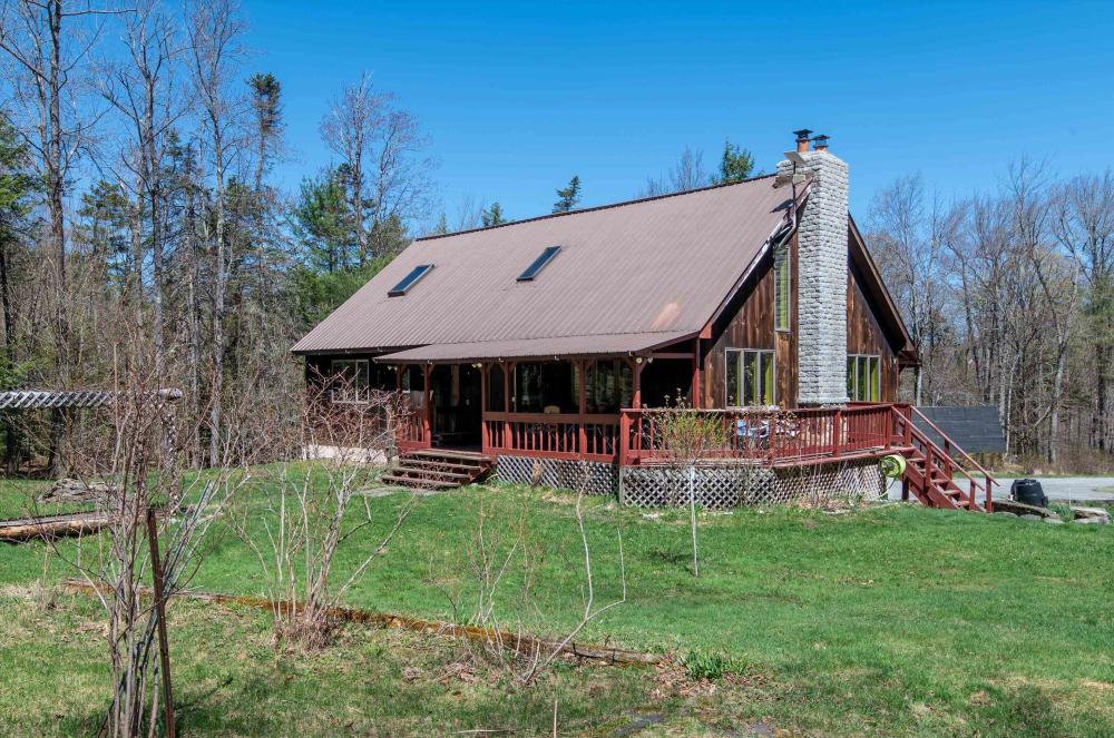 Currently Displayed Property Photo