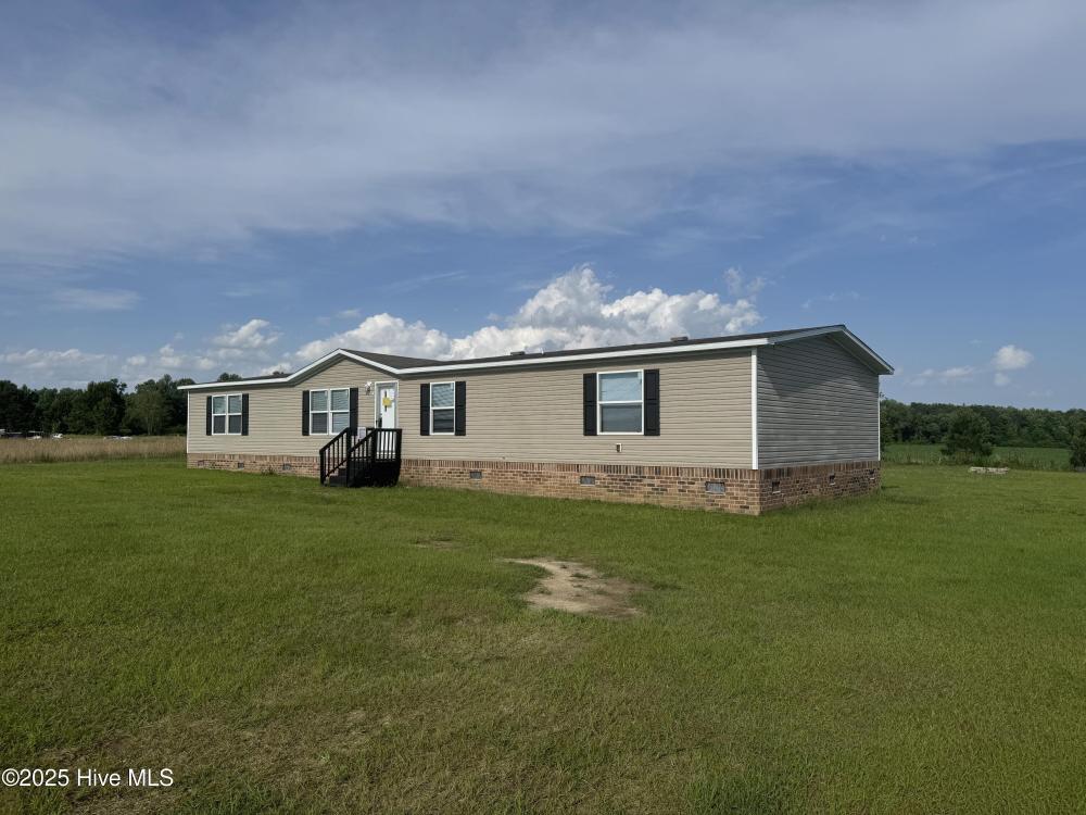 Currently Displayed Property Photo