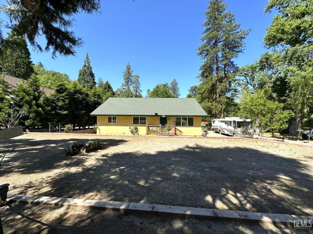 Currently Displayed Property Photo