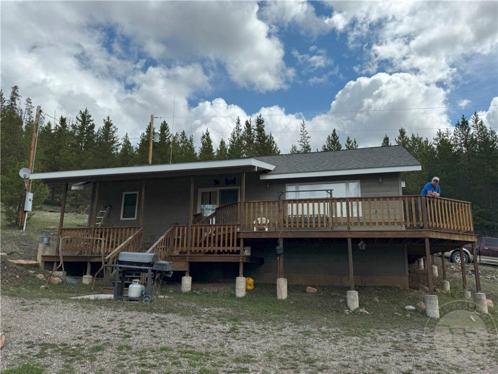 Currently Displayed Property Photo