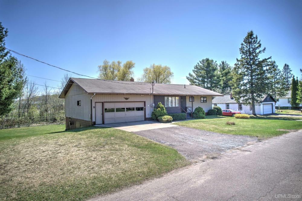 Currently Displayed Property Photo