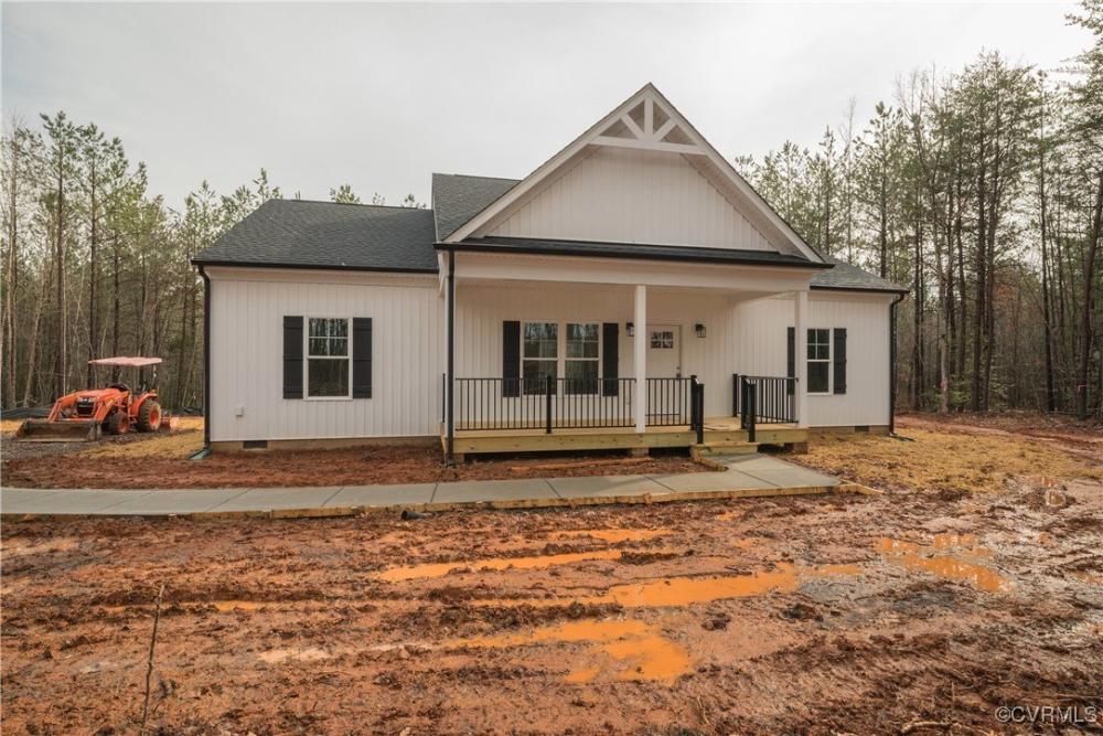 Currently Displayed Property Photo