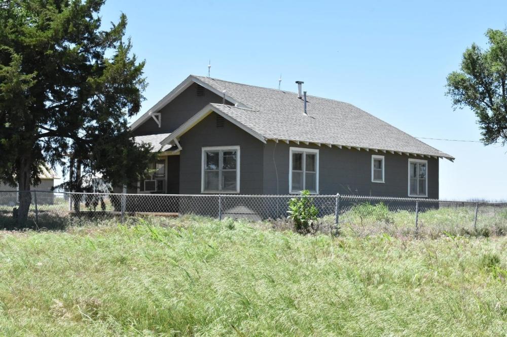 Currently Displayed Property Photo