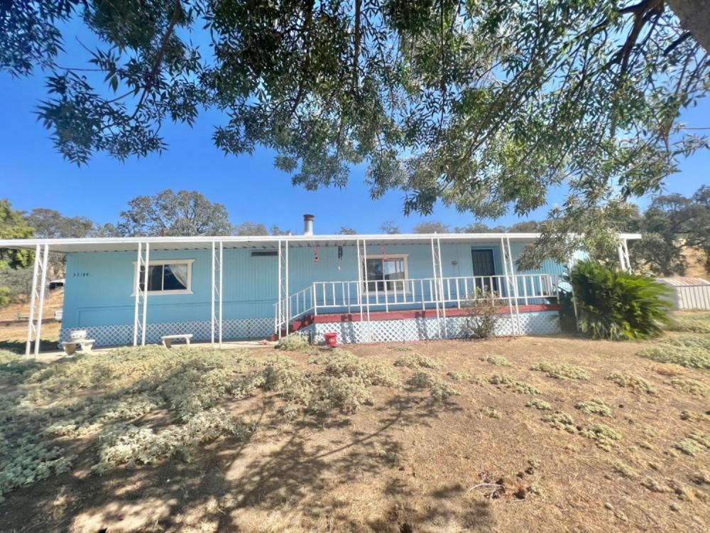 Currently Displayed Property Photo