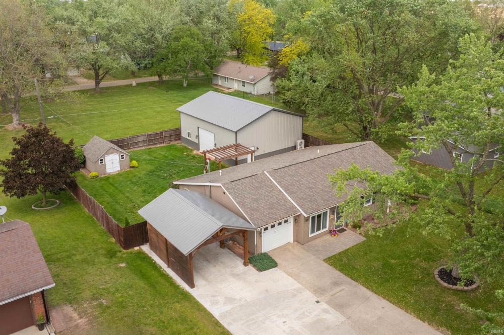 Currently Displayed Property Photo