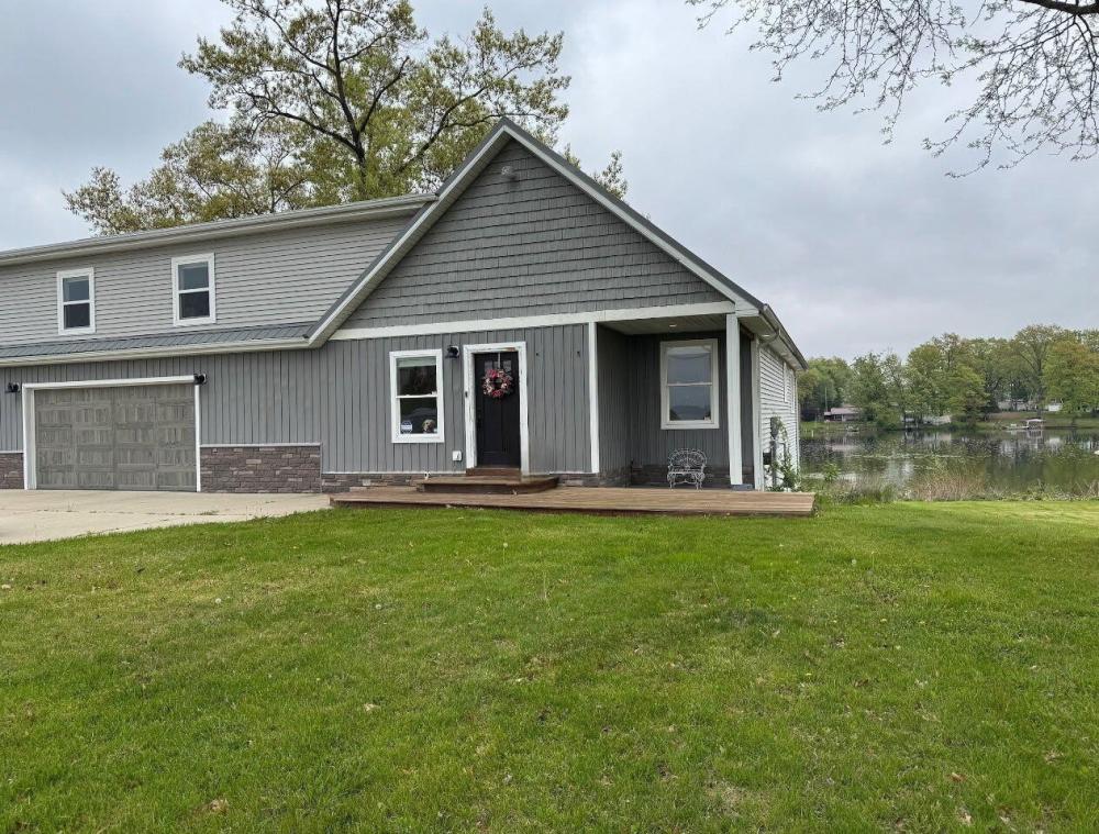 Currently Displayed Property Photo