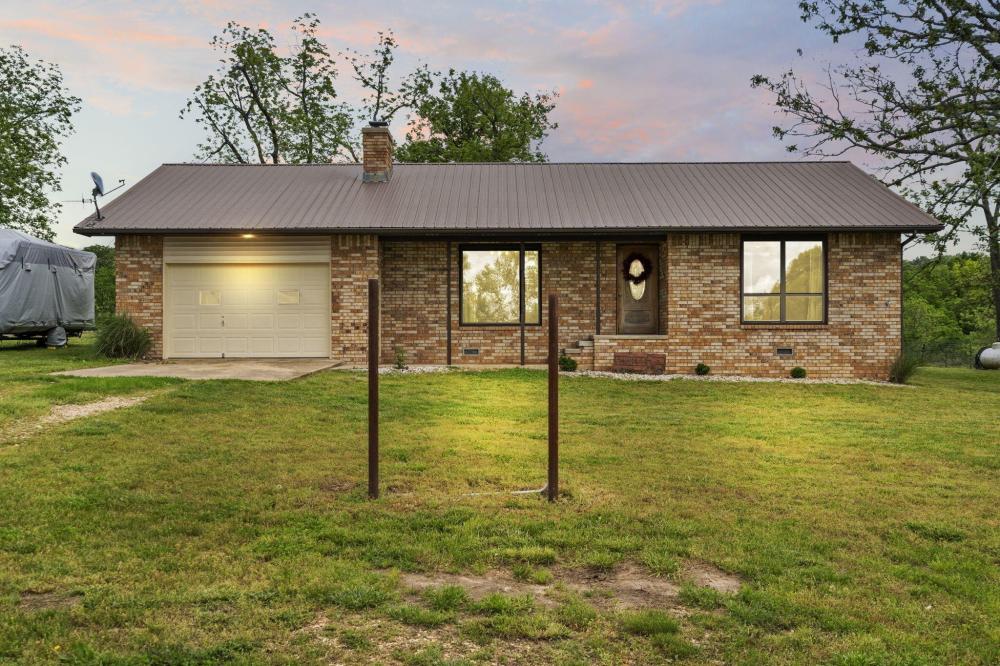 Currently Displayed Property Photo