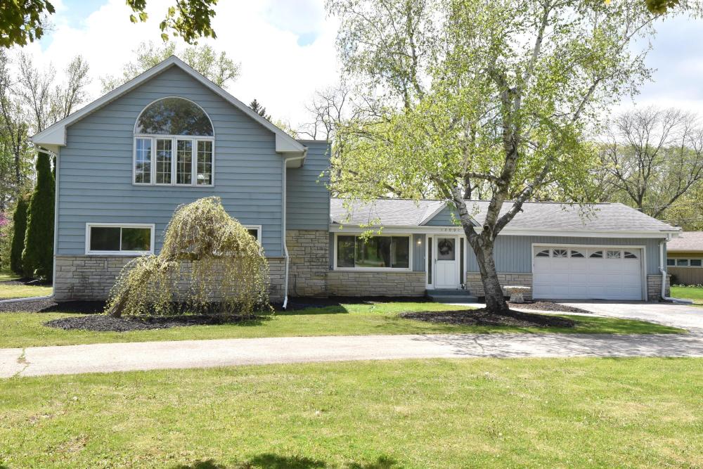 Currently Displayed Property Photo